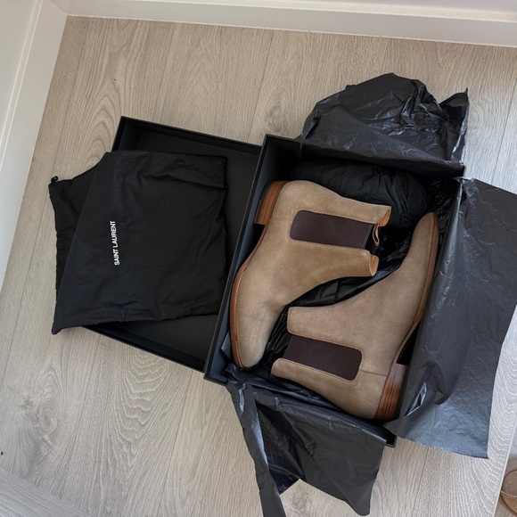 BRAND NEW IN BOX Saint Laurent Tan Suede Boots SUEDE SOHO Mid heel leather - Picture 12 of 14